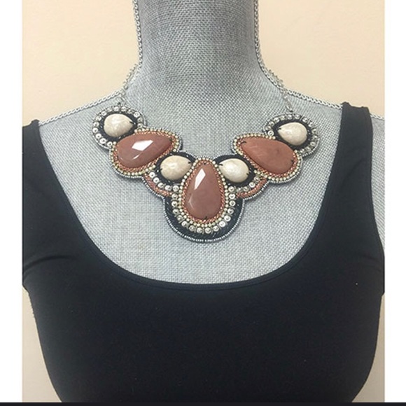 Fall Colored Stone Statement Bib Necklace-Boutique - Picture 1 of 7